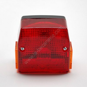 Feu arri�re noir carr� peugeot rcx/spx (nouveau mod�le)