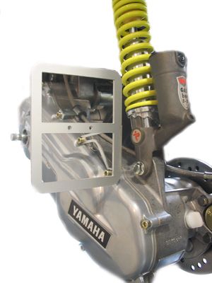 Support plaque immatriculation alu Scooter Piaggio - Latéral