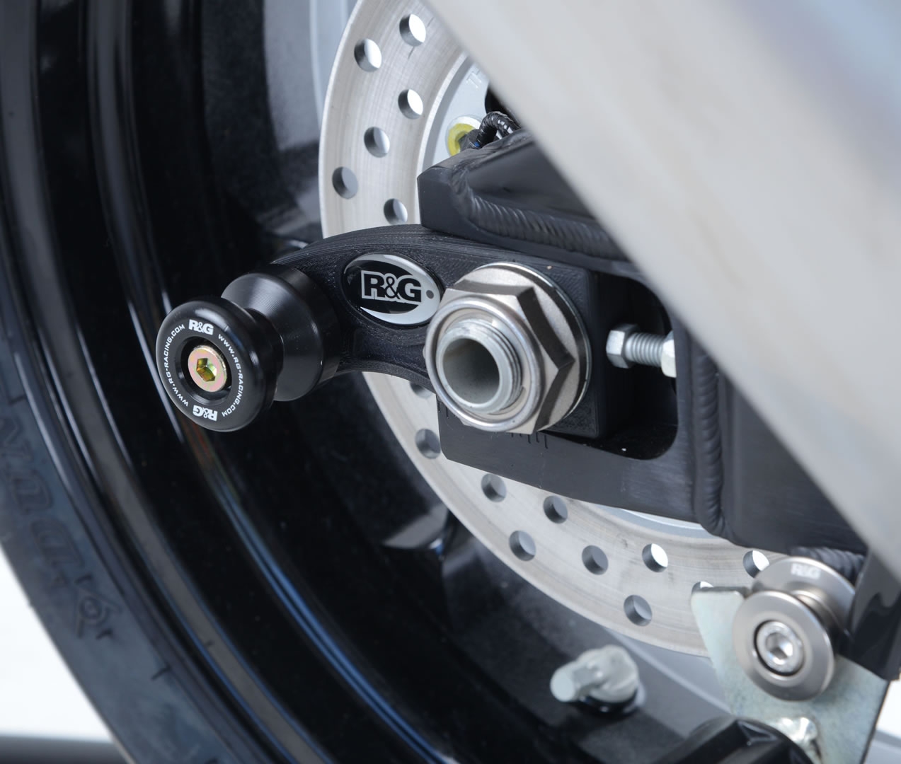 Diabolos de bras oscillant R&G Racing noir sur platine Honda CBR 1000