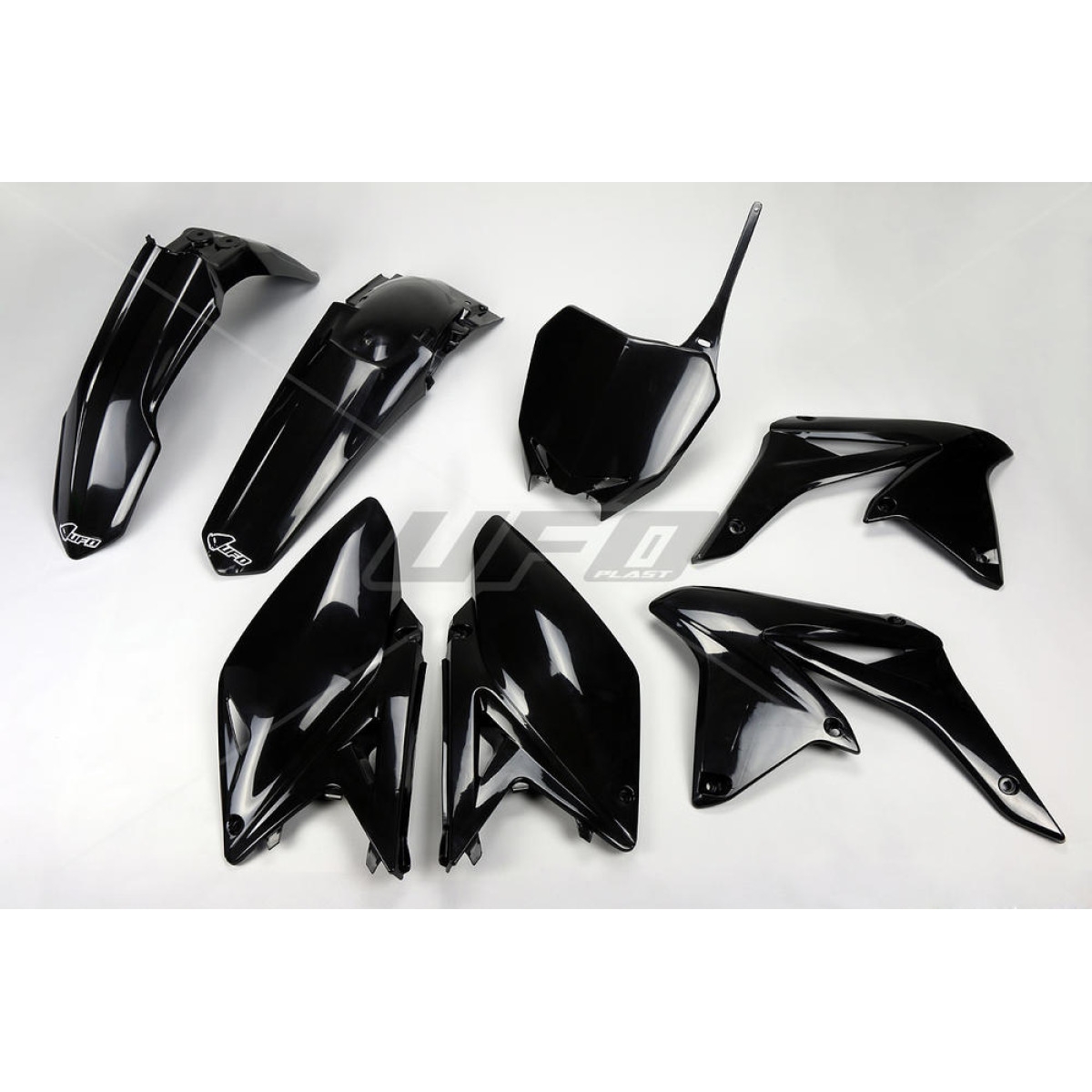 Kit plastique UFO Suzuki 250 RM-Z 14-18 noir