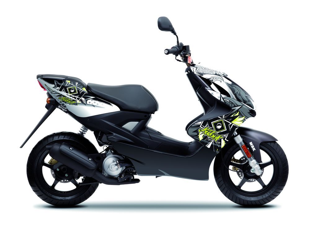 Kit déco Kutvek Demon vert MBK Nitro