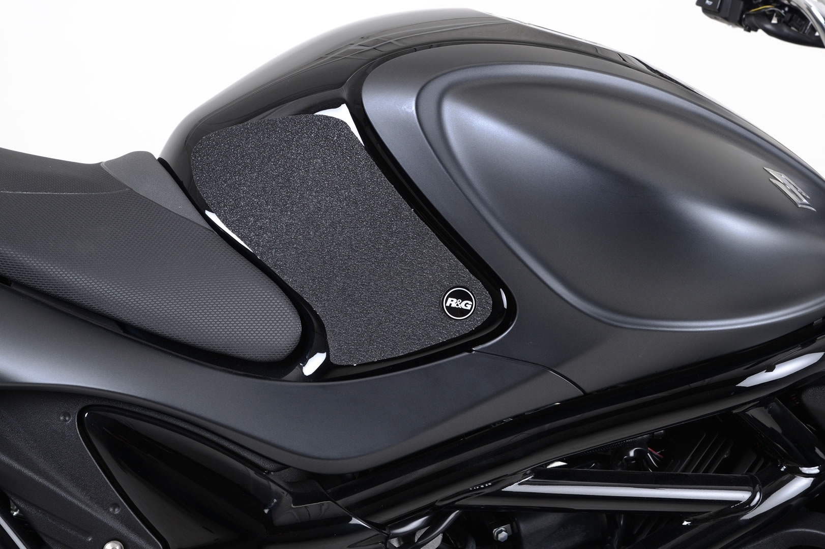 Kit grip de réservoir R&G Racing noir Suzuki SFV 650 Gladius 09-16