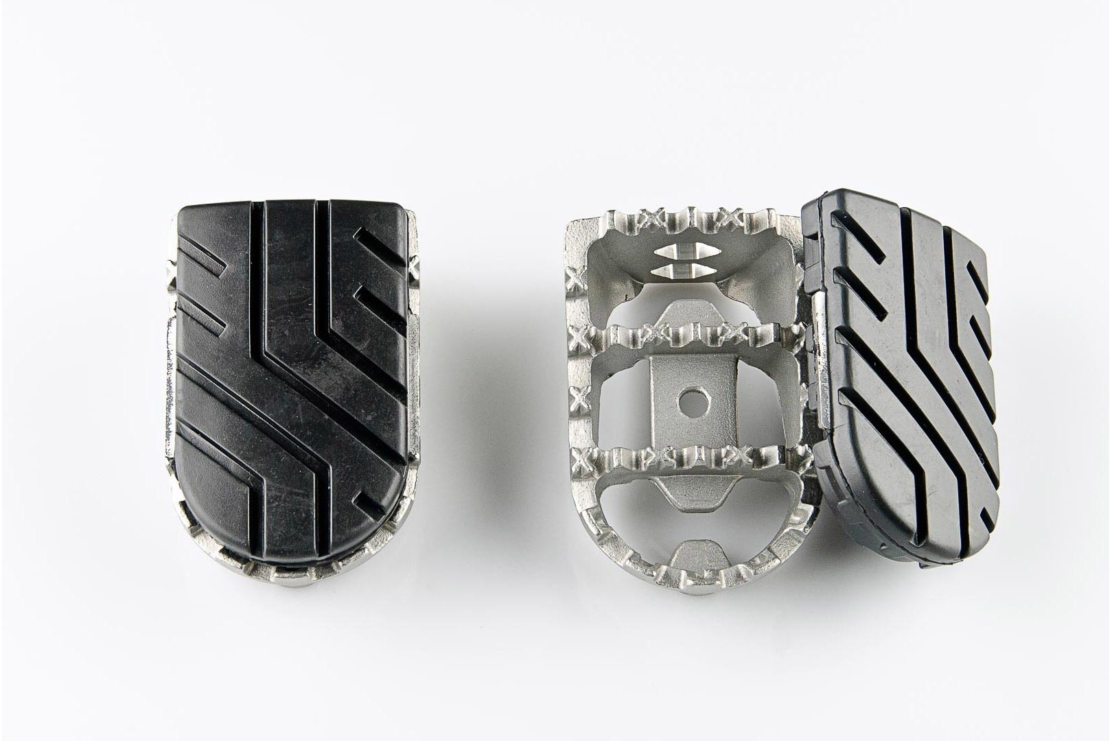 Repose-pieds SW-MOTECH ION Triumph Thruxton 900 04-15