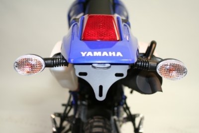 Support de plaque dimmatriculation R&G Racing noir Yamaha DT 125 X 05