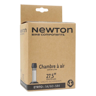 chambre à air renforcée Newton 27,5"x2.1-2.4 Schrader