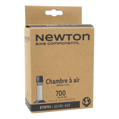 chambre à air renforcée Newton 700 X 32/40 Schrader