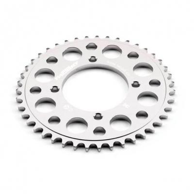 Couronne YCF - 4 trous Aluminium - D41/420 - Argent