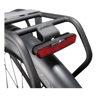 Éclairage arrière E-Bike AXA Juno LED 6-12V fixation porte-bagage 50mm (accéléromètre)