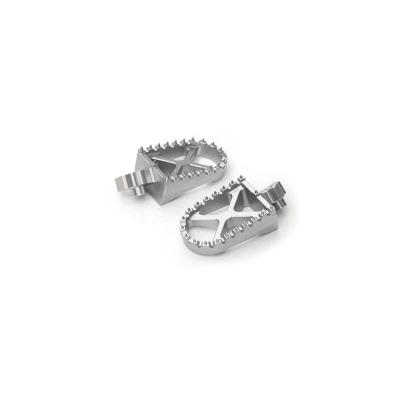 Repose-pieds YCF - Aluminium taillé masse - Argent