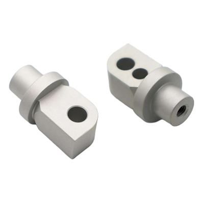 Supports de repose-pieds arrières Barracuda Suzuki GSX-8 S 23-25