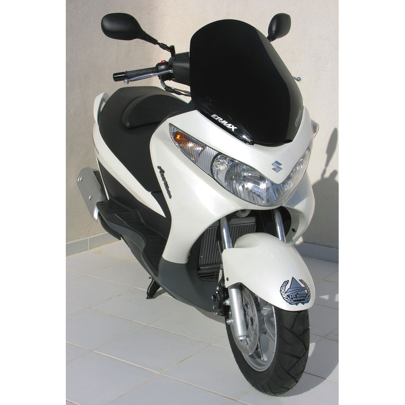 Pare-brise scooter Ermax 54 cm pour Suzuki Uh 125 Burgman 2007- (noir