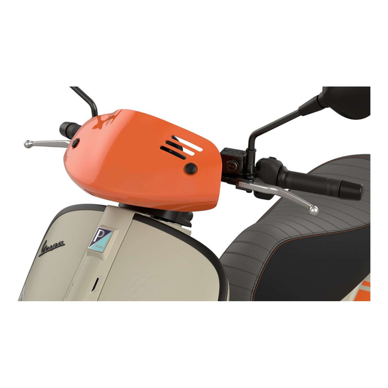 Saute vent orange d'origine 1B010971000A17 Vespa GTV 310 2025