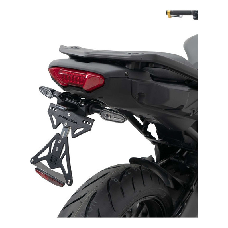 Support de plaque Barracuda Yamaha Tracer 900 22-23 avec supports clignons d'origine