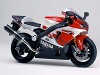 Yamaha YZF R7 750